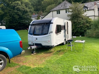 Coachman VIP 460 2021