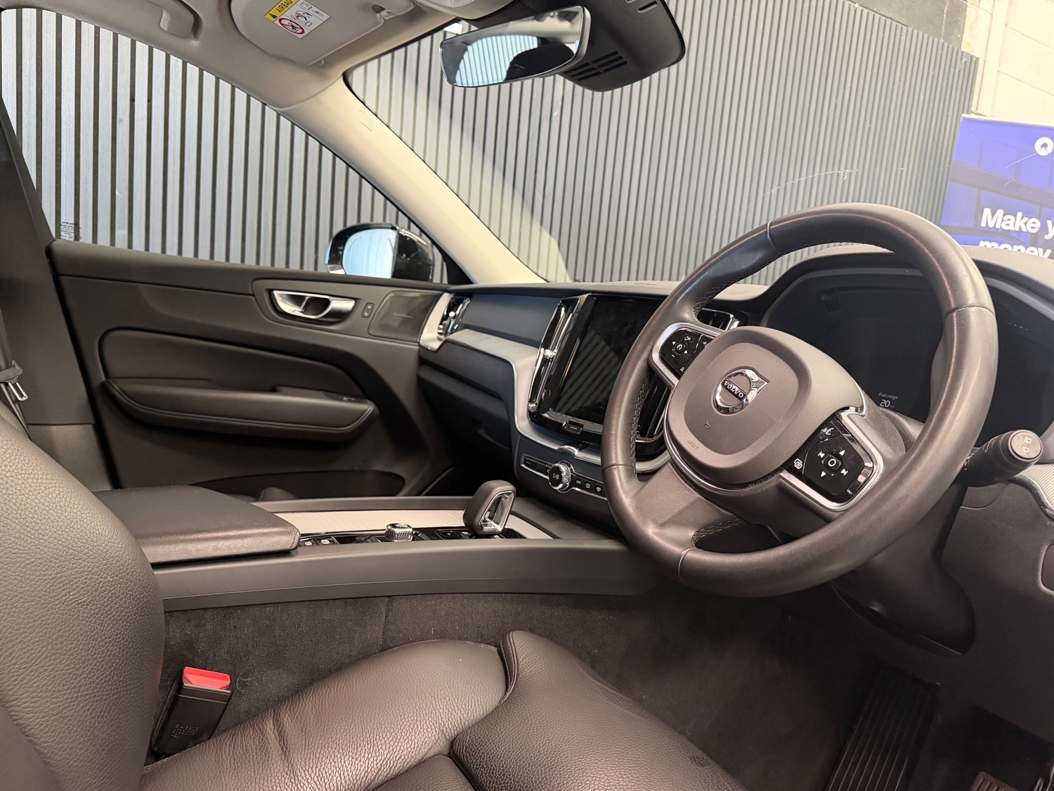 [ berth ]Volvo XC60