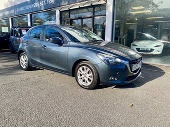 Mazda Mazda2 2015