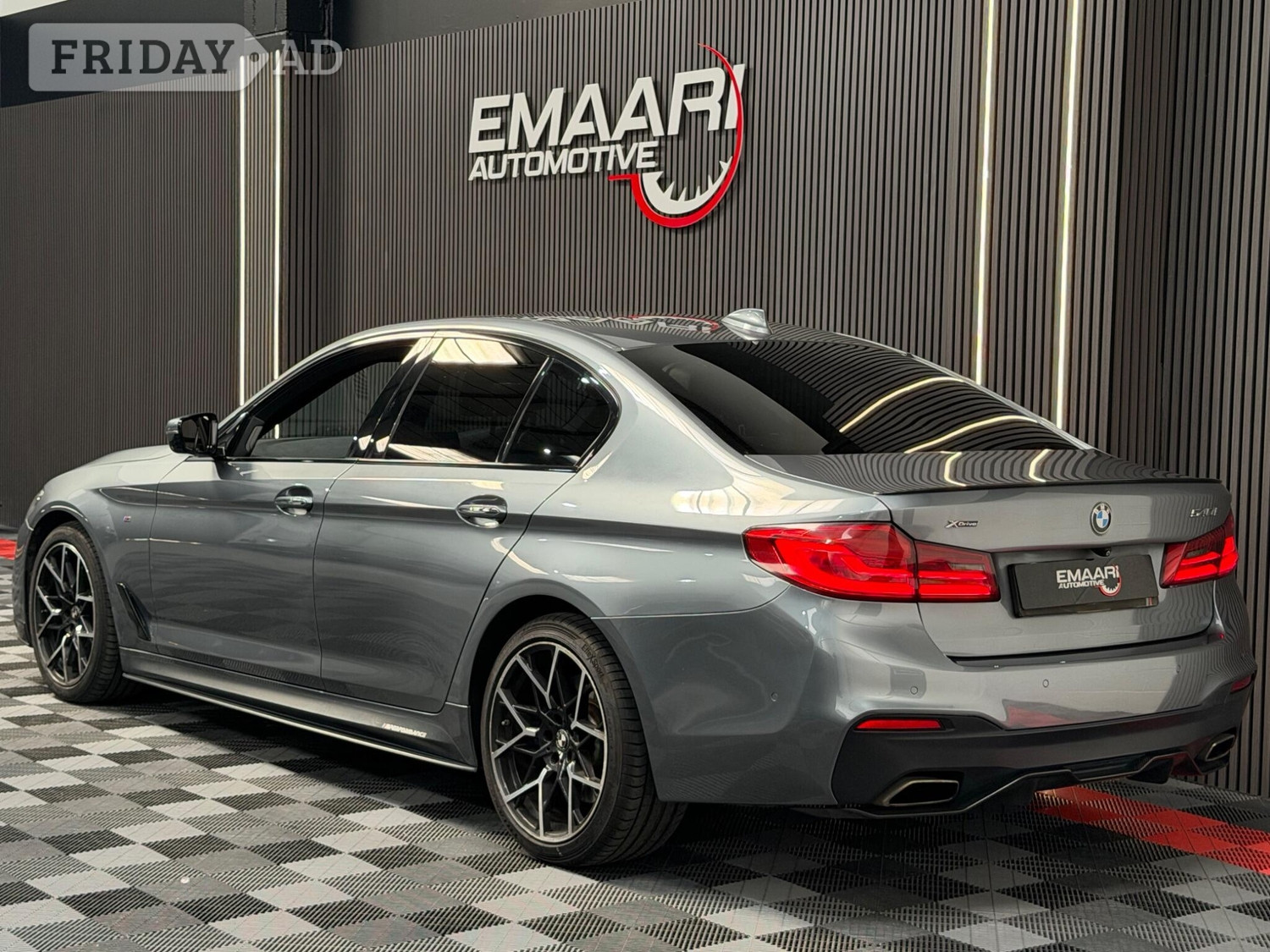 [ berth ]BMW 5 Series