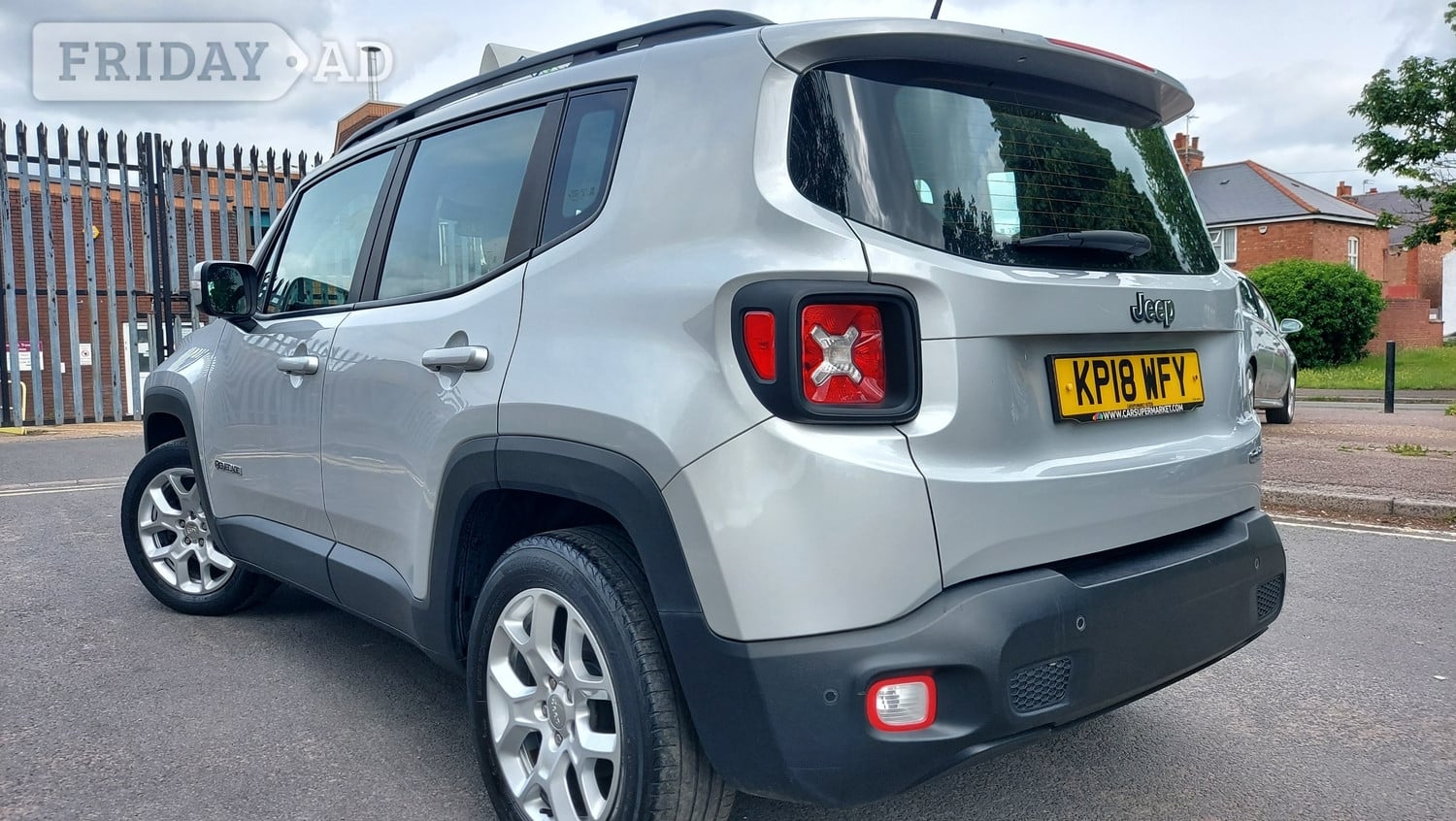 Jeep Renegade 2018 - Cars in Leicester