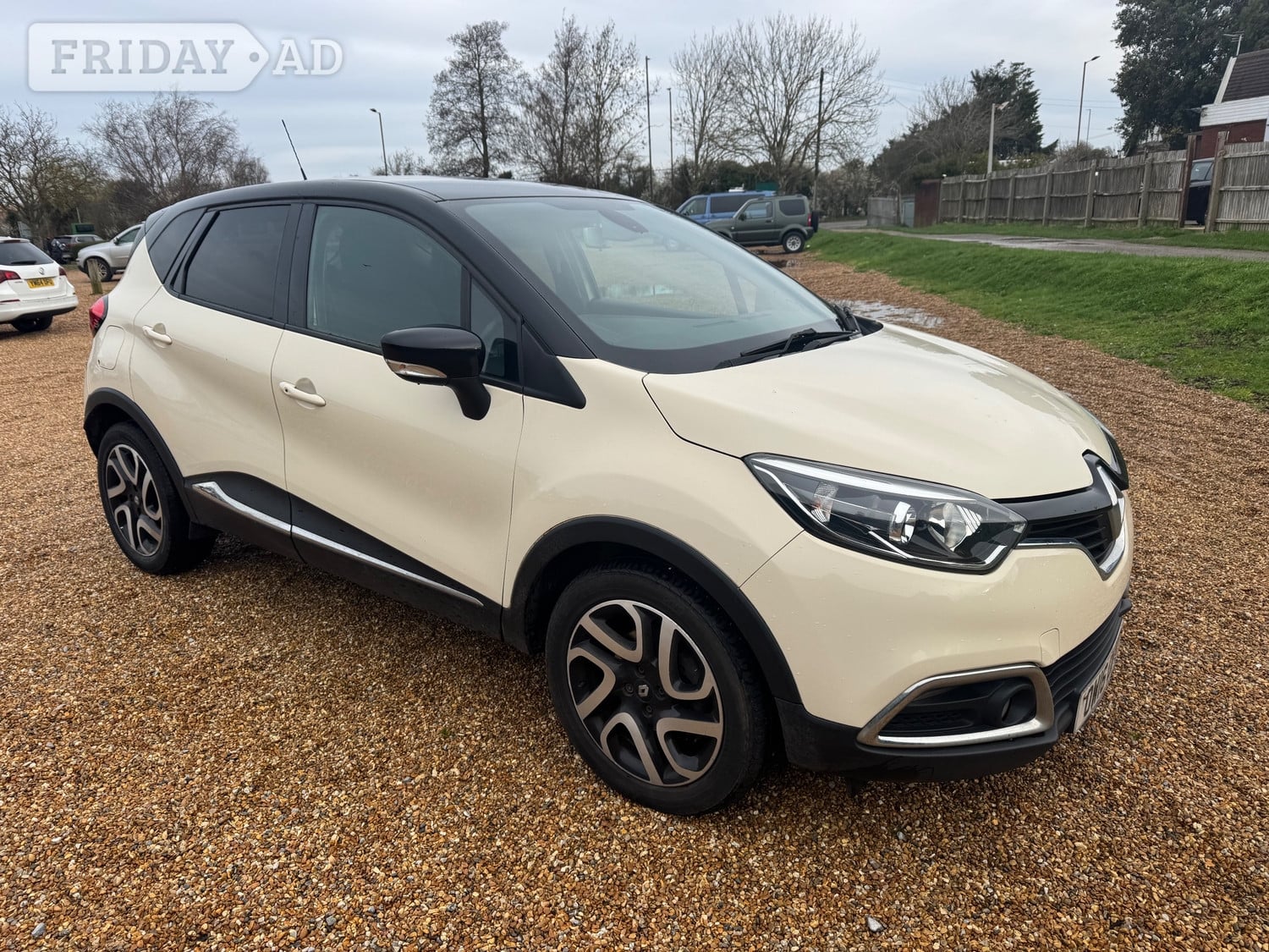 Renault Captur 2016 in Portsmouth