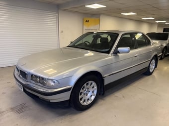 BMW 7 Series 2001