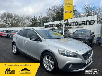 Volvo V40 Cross Country 2015