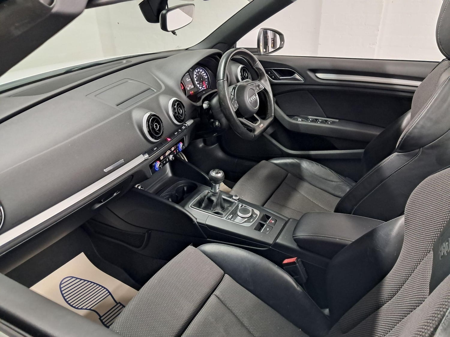 [ berth ]Audi A3 Cabriolet