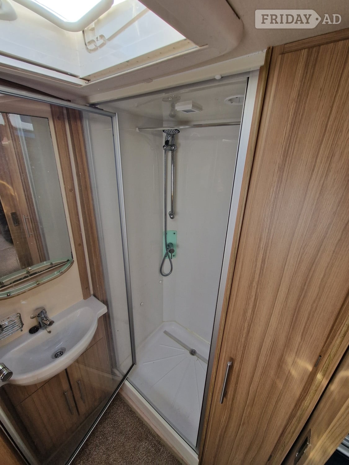 Lunar Quasar 524 2015 - Motorhomes & Caravans