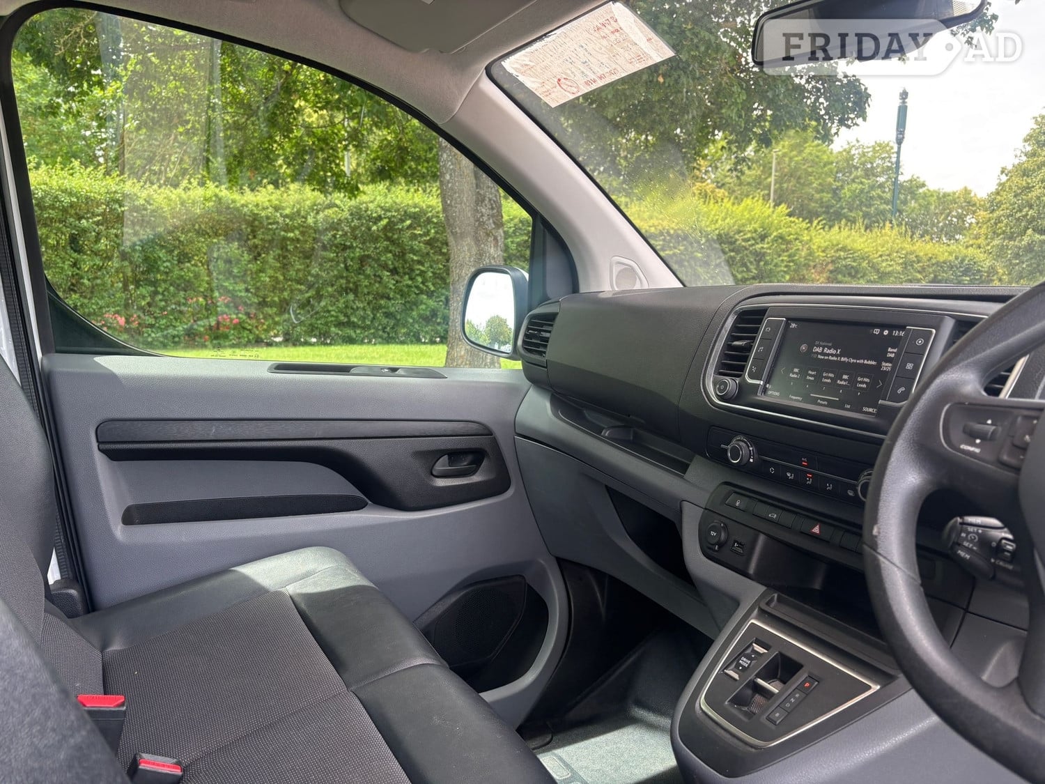 Vauxhall Vivaro 2021 - Vans & Commercial Vehicles in Chertsey