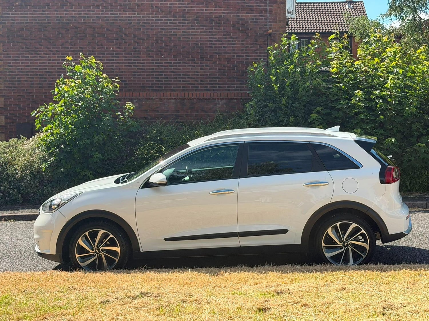 Kia Niro 2018 - Cars in Birmingham