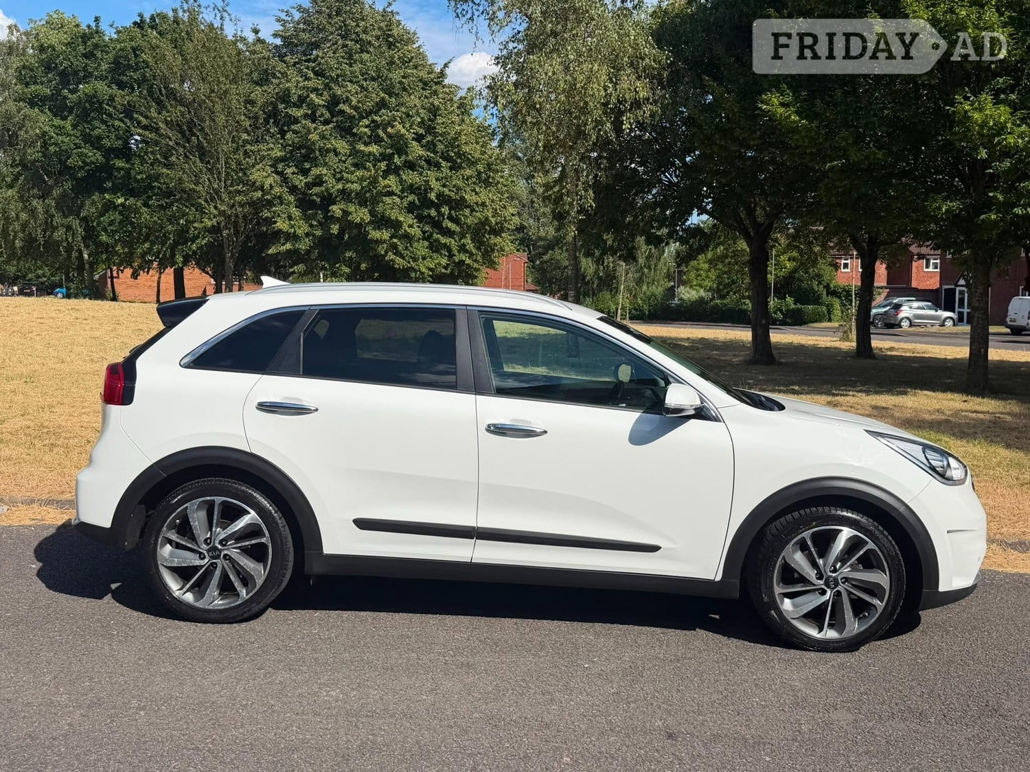 Kia Niro 2018 - Cars