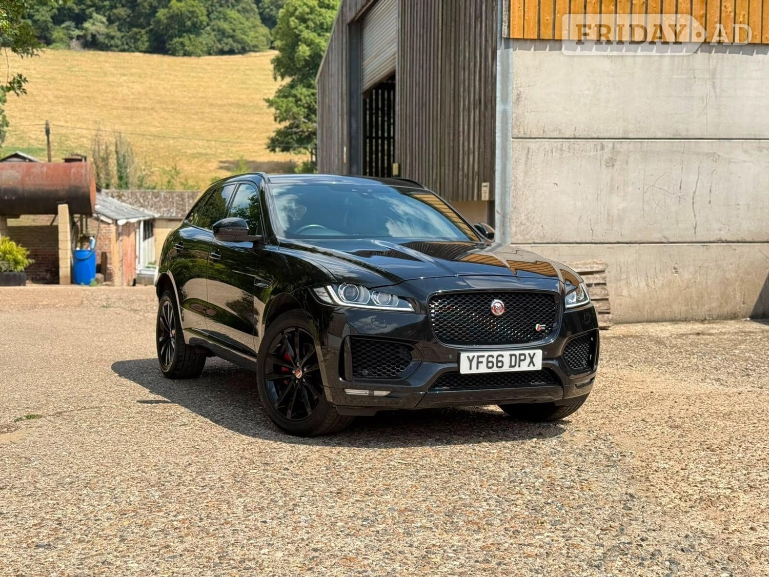 Jaguar F-Pace 2016 in Upper North Dean