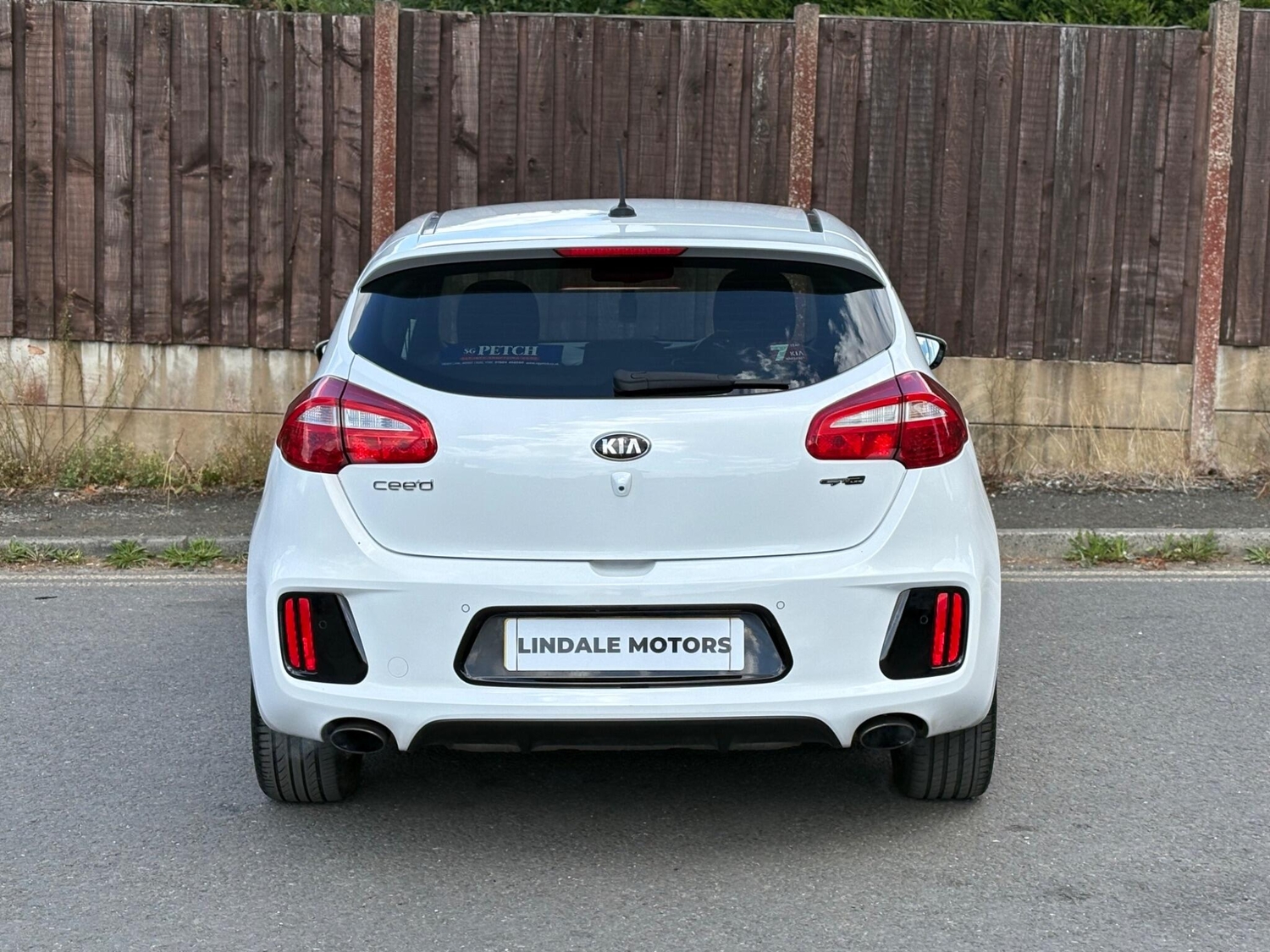 [ berth ]Kia Ceed
