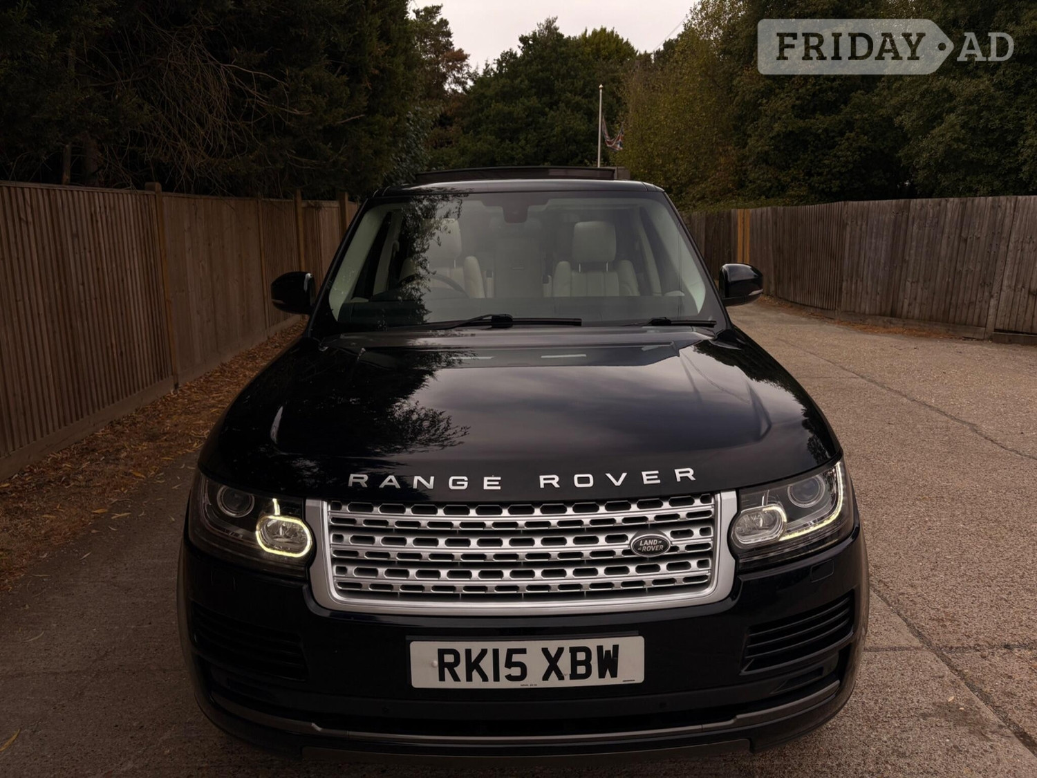 Land Rover Range Rover 2015 - Cars in Tonbridge