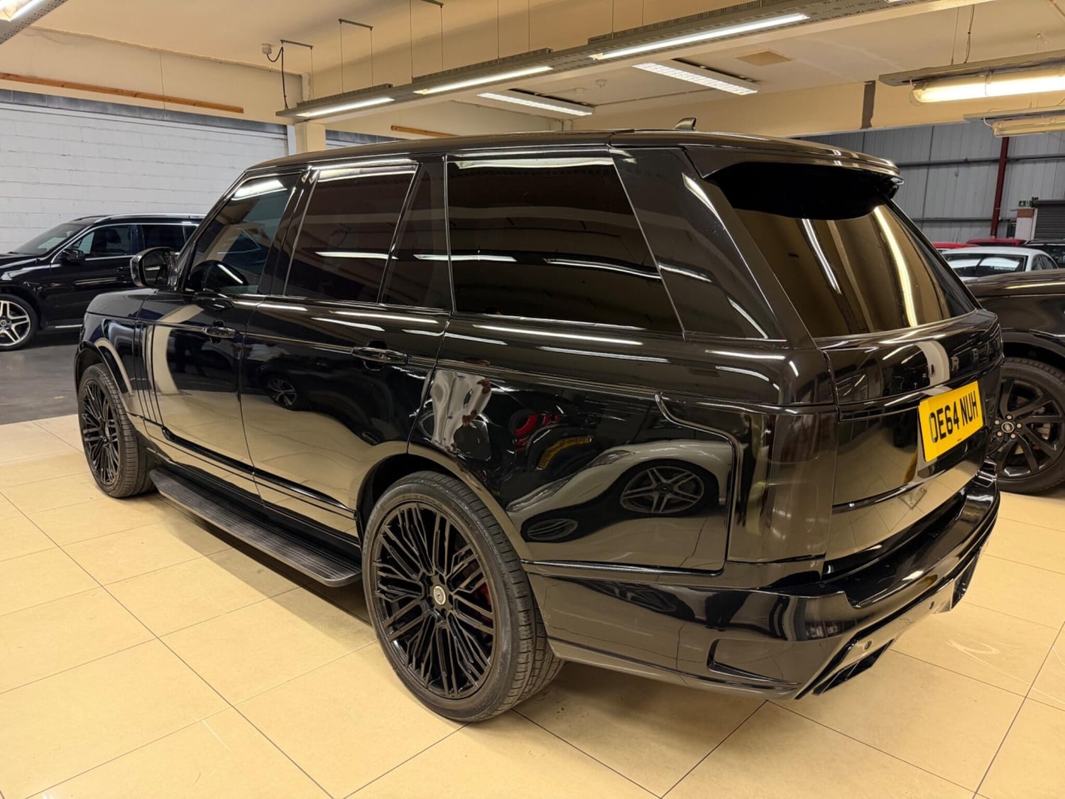 Land Rover Range Rover 2014 - Cars