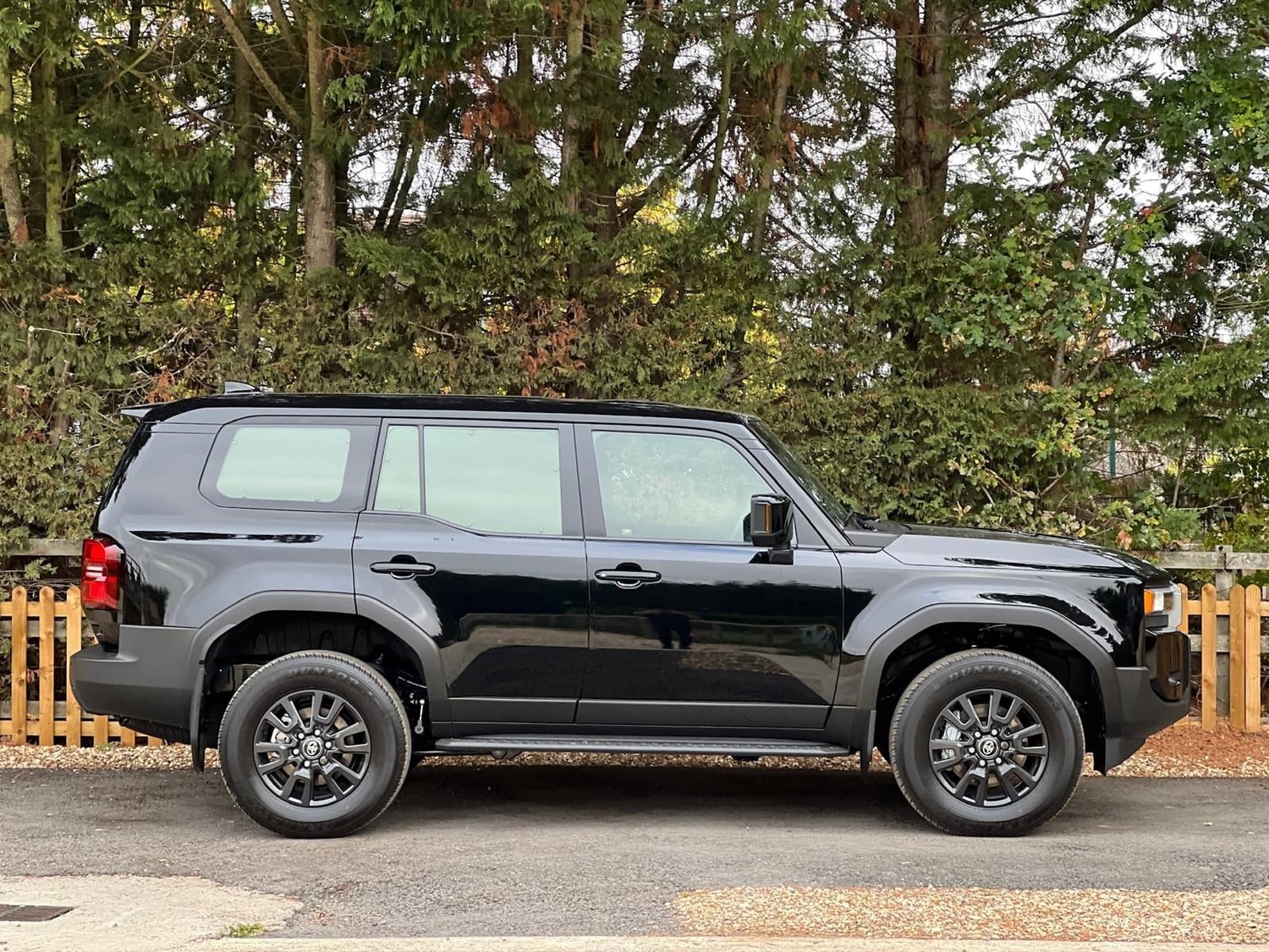 [ berth ]Toyota Land Cruiser