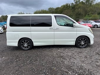 Nissan Elgrand 2007