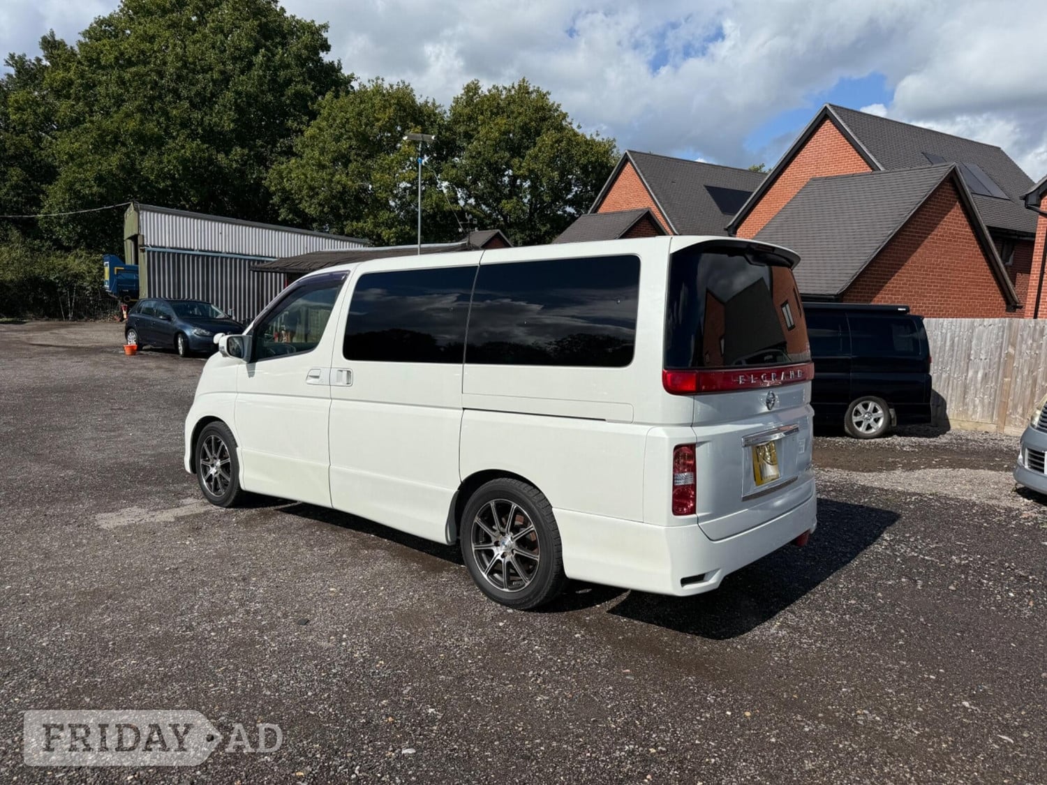 Nissan Elgrand 2007 - Cars