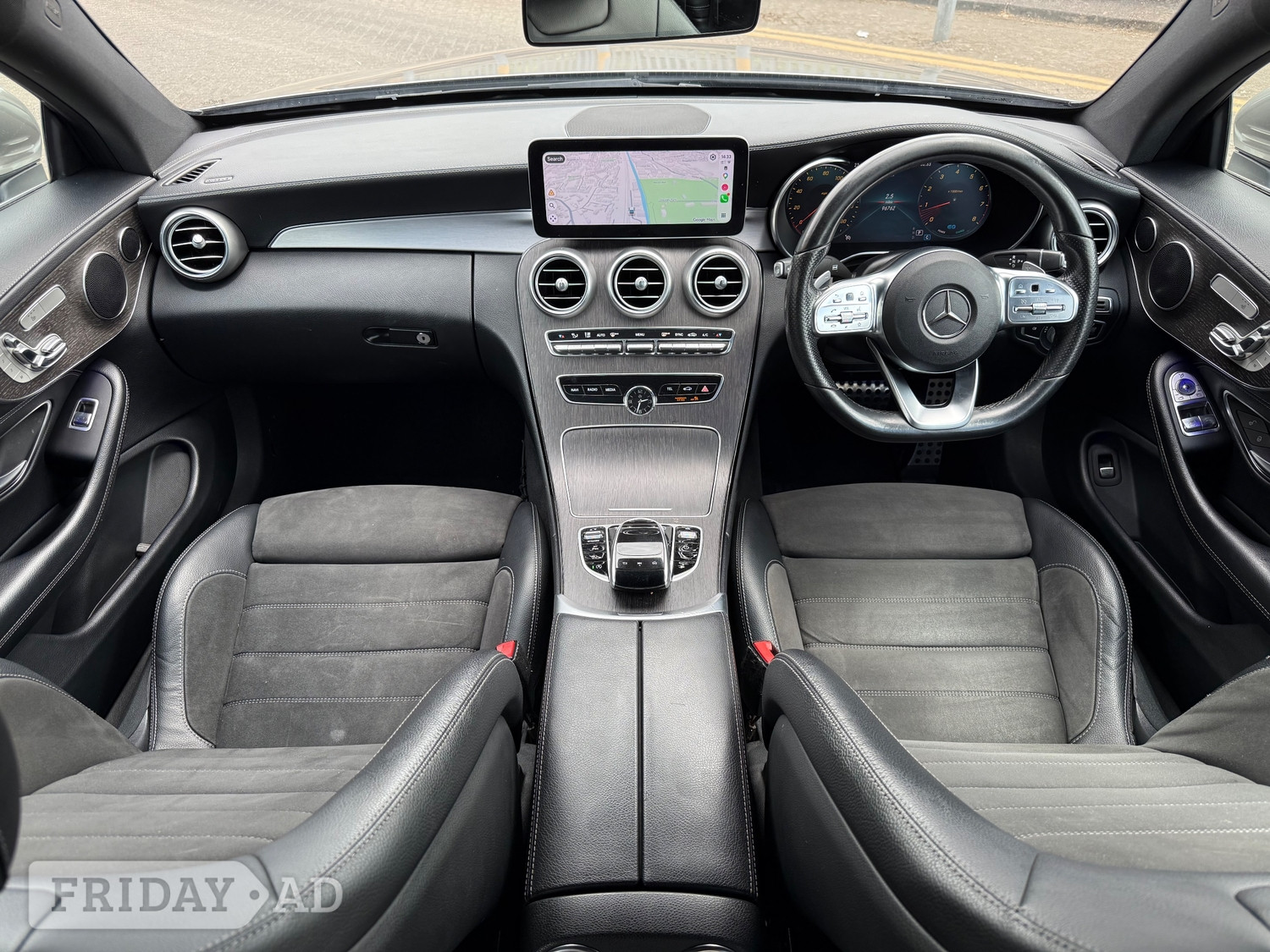 [ berth ]Mercedes-Benz C Class