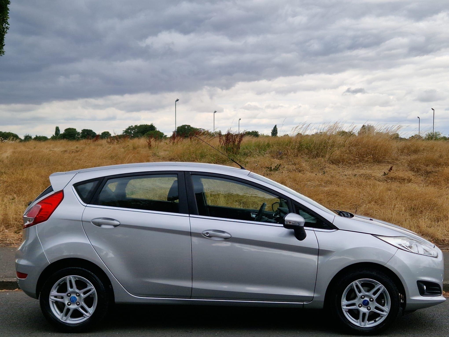 Ford Fiesta 2013 - Cars