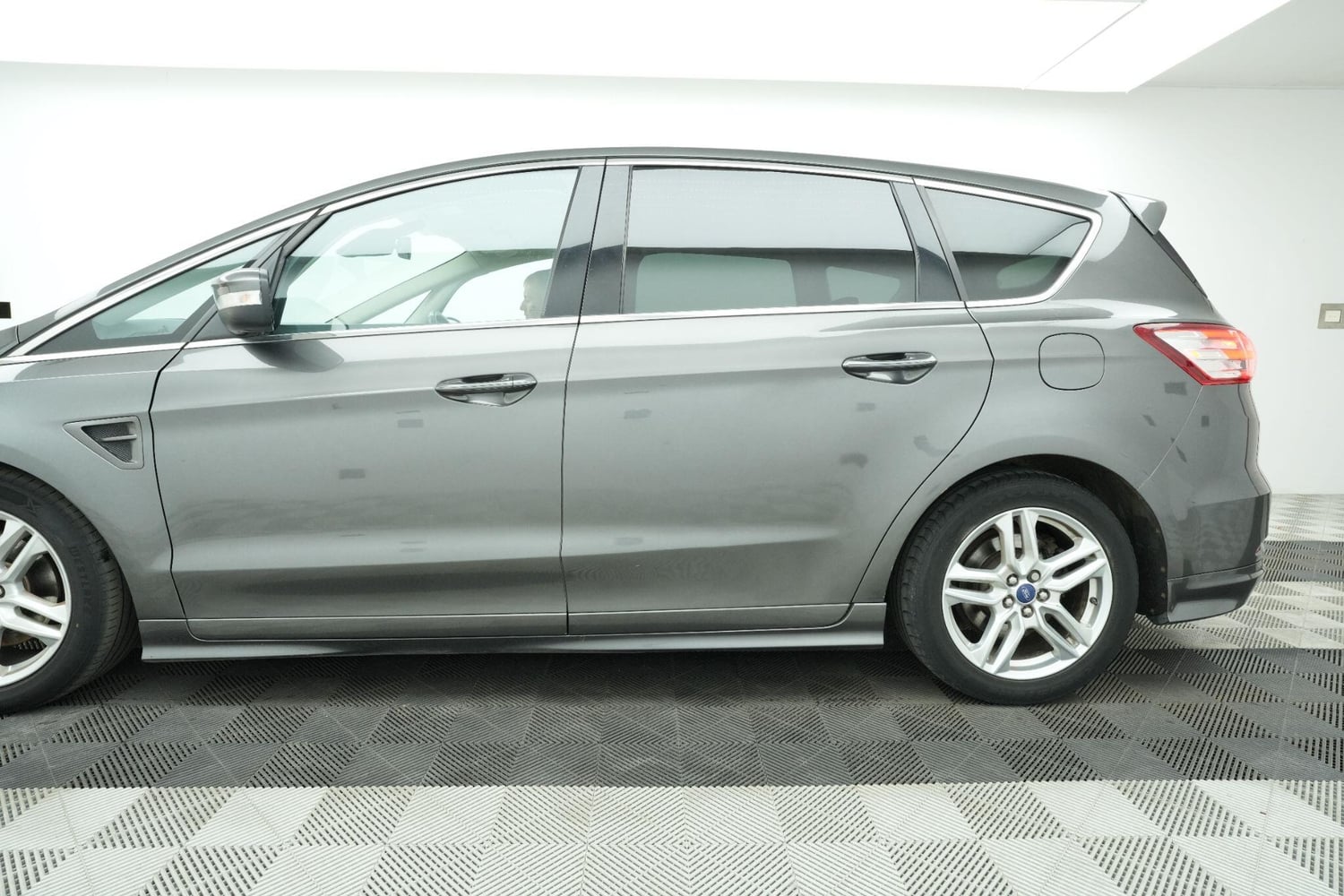 Ford S-Max 2016 - Cars