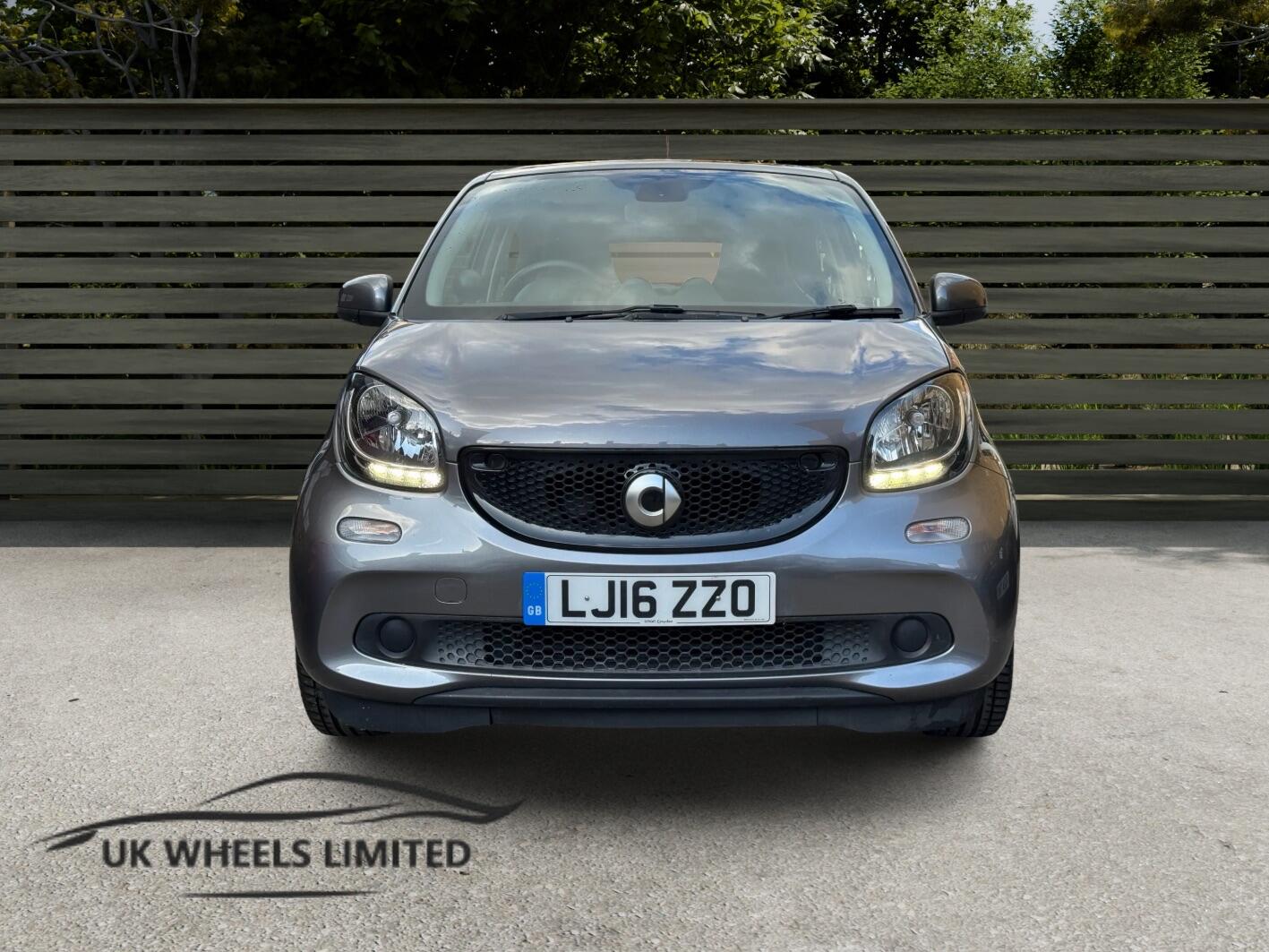 [ berth ]Smart ForFour