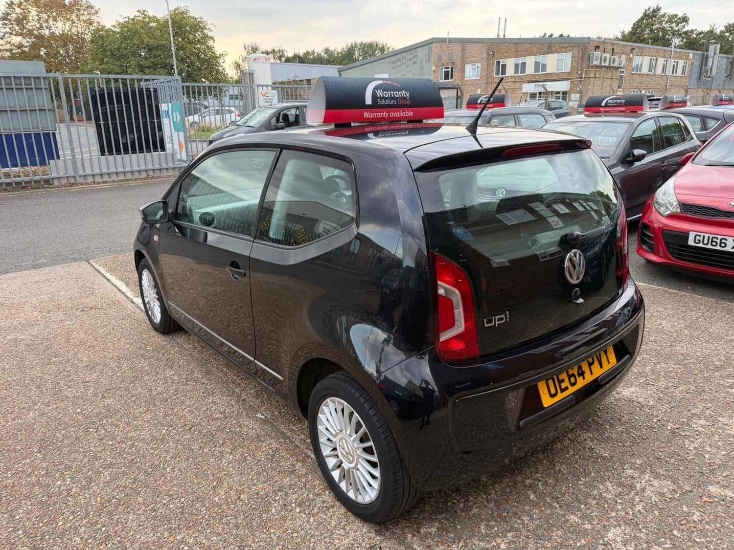 Volkswagen UP! 2014 - Cars