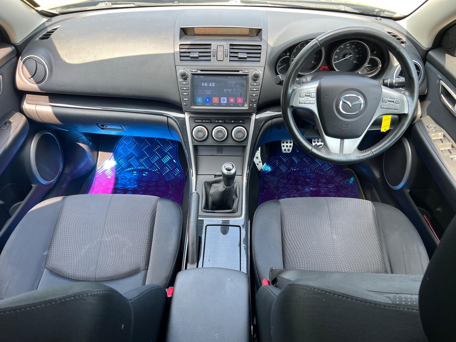 [ berth ]Mazda 6