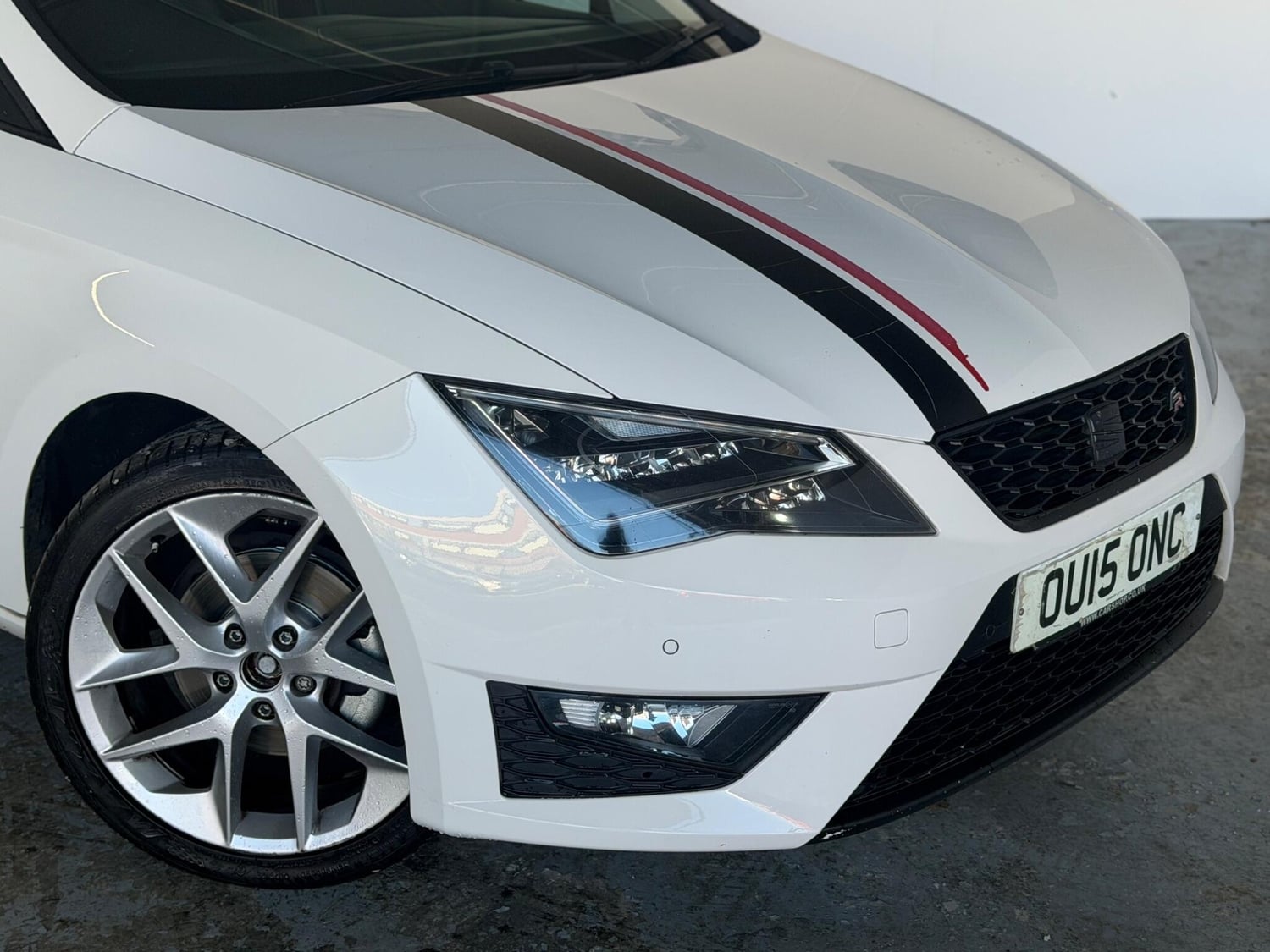 [ berth ]SEAT Leon