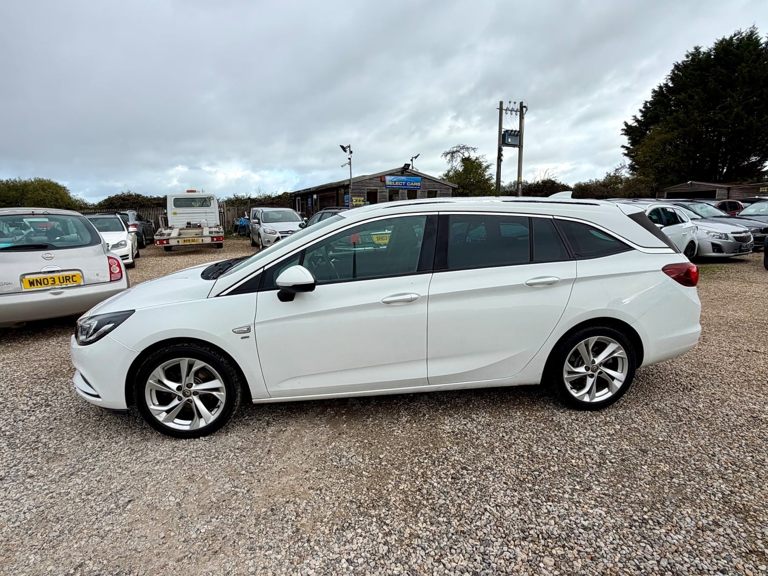 Vauxhall Astra 2017 - Cars