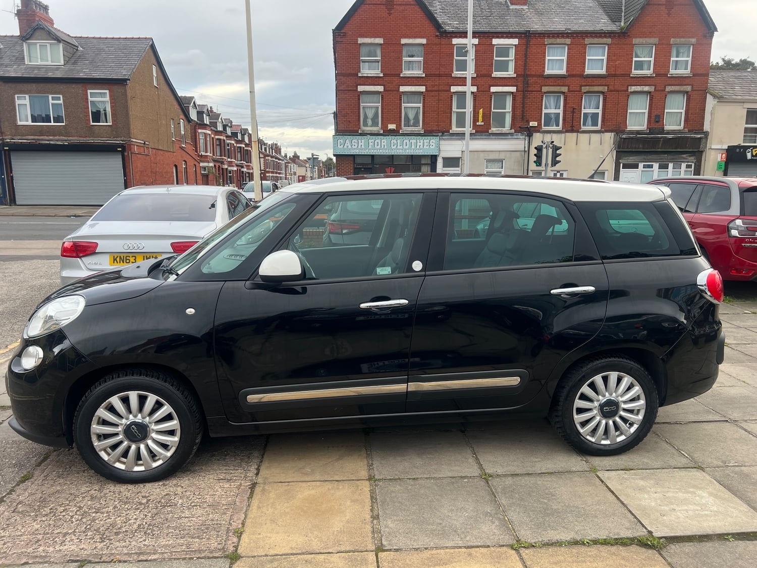 Fiat 500L 2015 - Cars in Wallasey