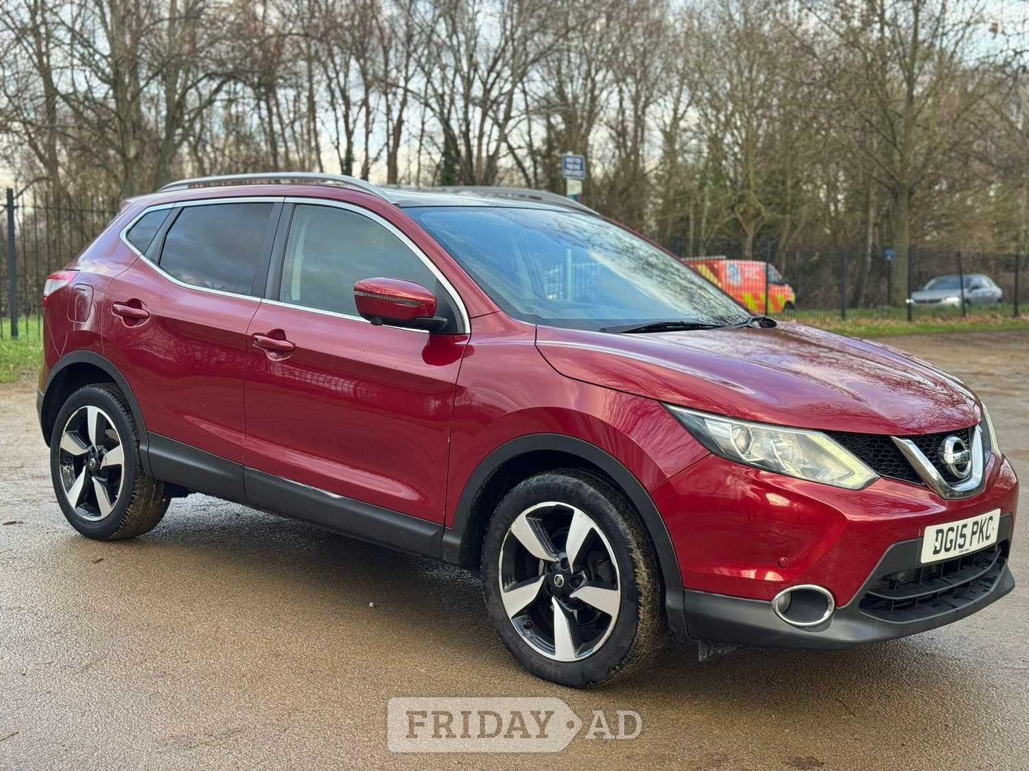 Nissan Qashqai 2015 in Hillingdon