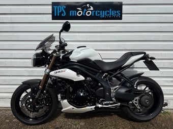 Triumph Speed Triple 2011