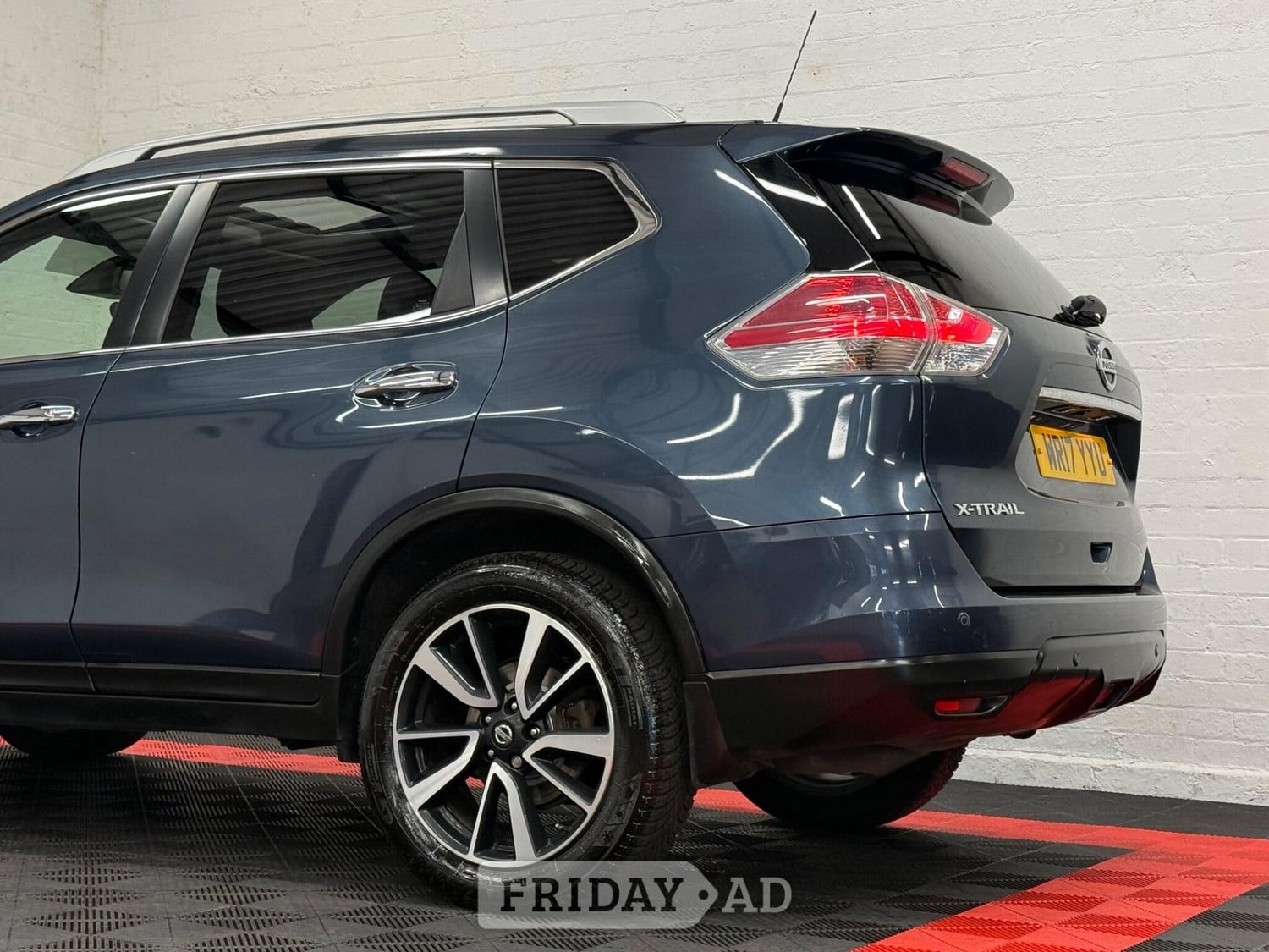 Nissan X-Trail 2017 - Cars in Birmingham