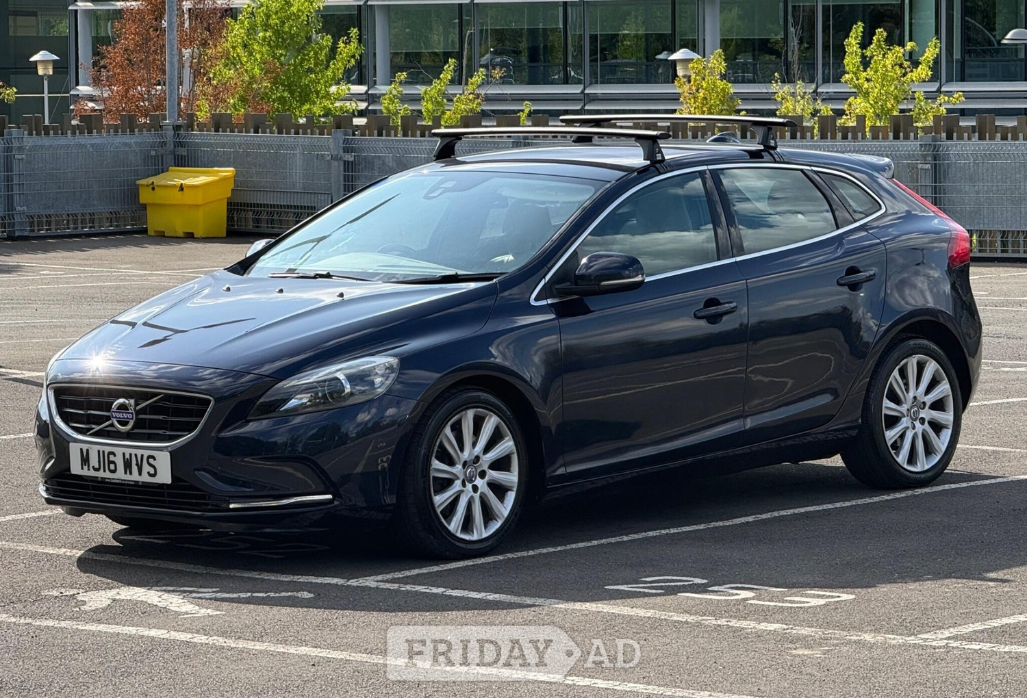 Volvo V40 2016 - Cars