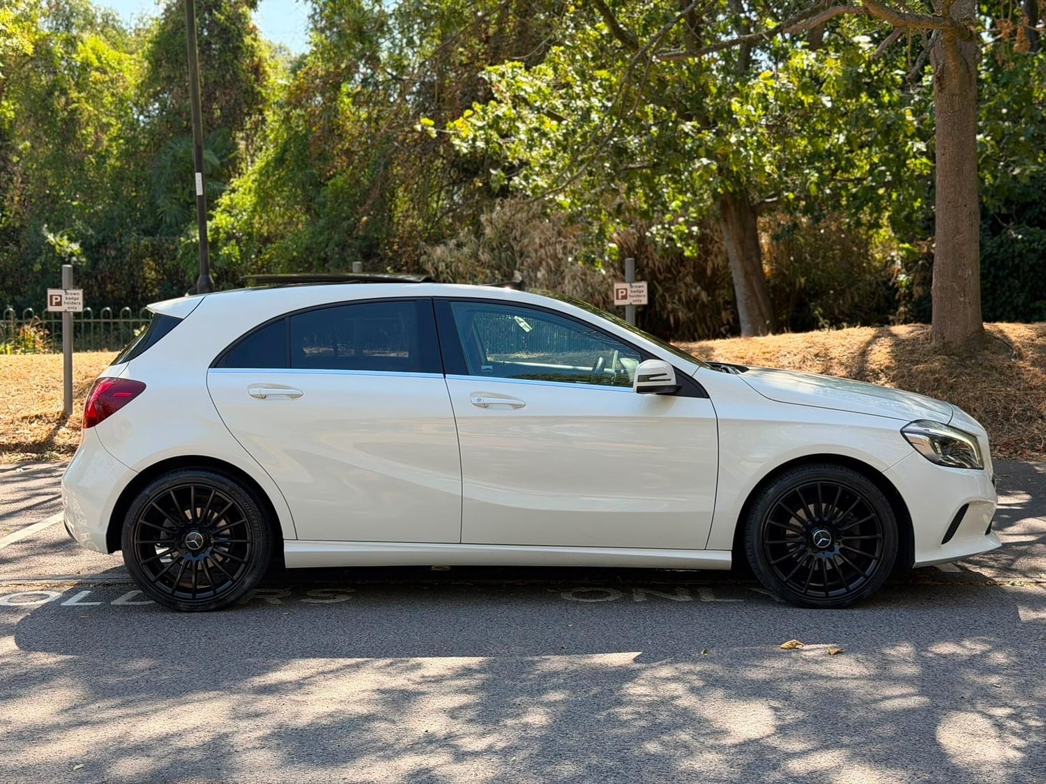 [ berth ]Mercedes-Benz A Class
