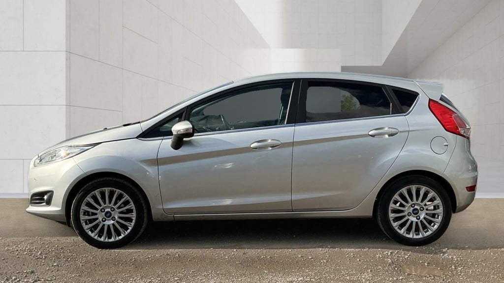 Ford Fiesta 2013 - Cars