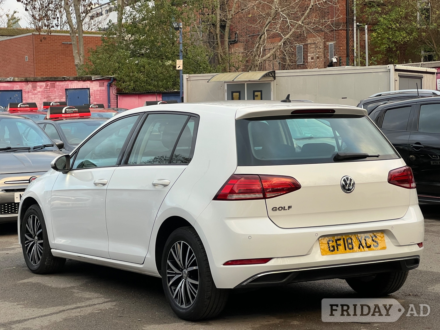 Volkswagen Golf 2018 - Cars