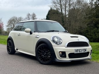 Mini Hatch 2013