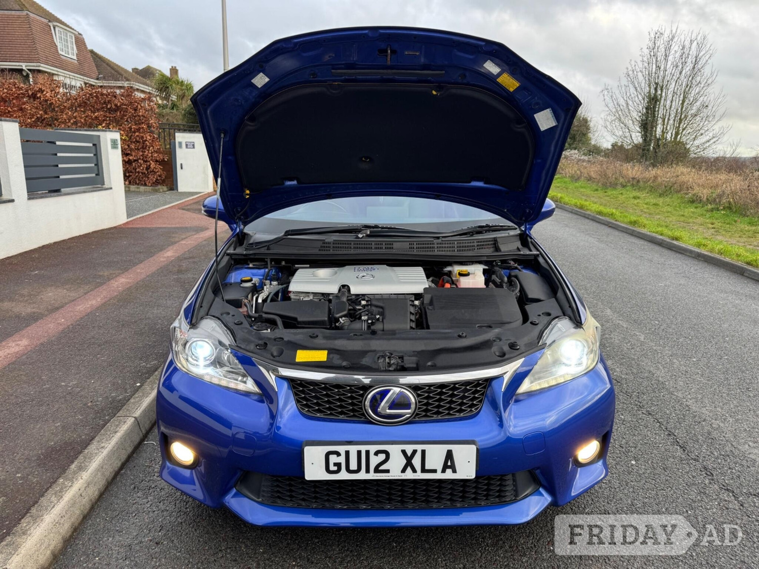 [ berth ]Lexus CT