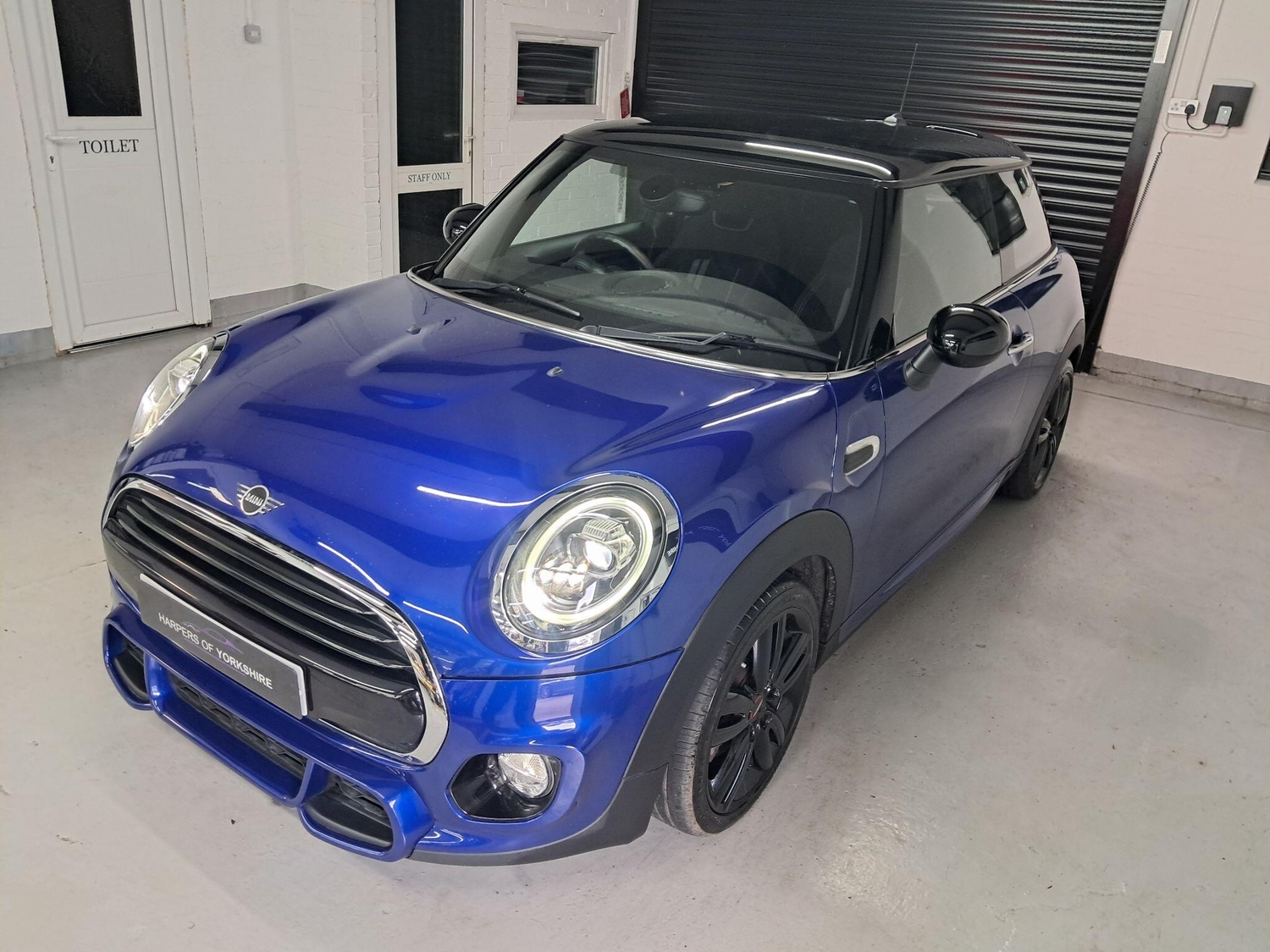 Mini Hatch 2019 - Cars