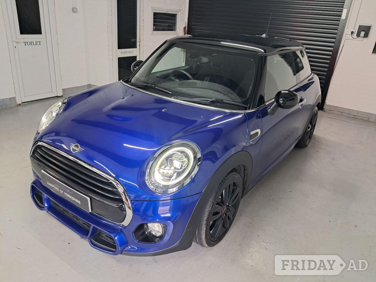 Mini Hatch 2019 - Cars