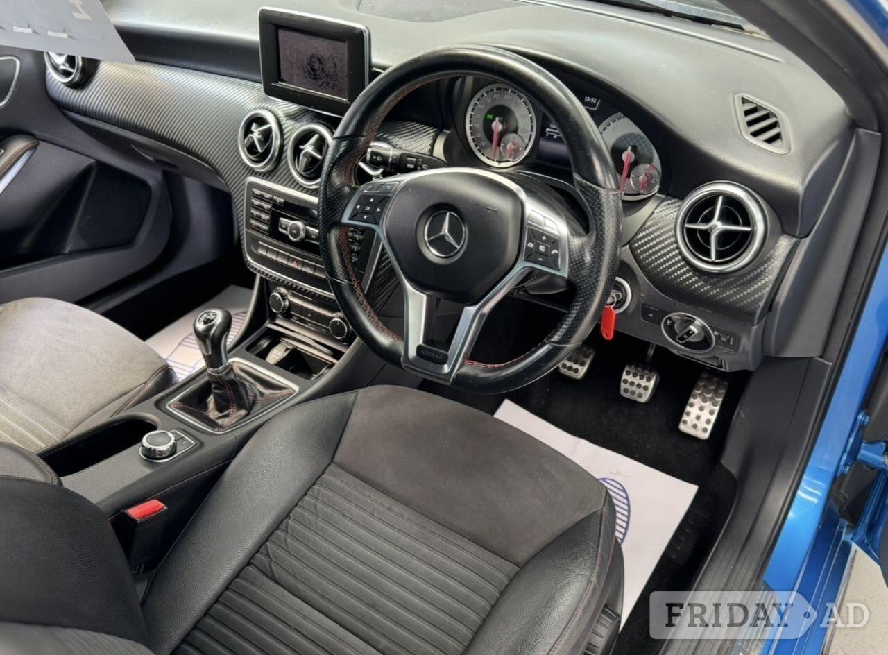[ berth ]Mercedes-Benz A Class