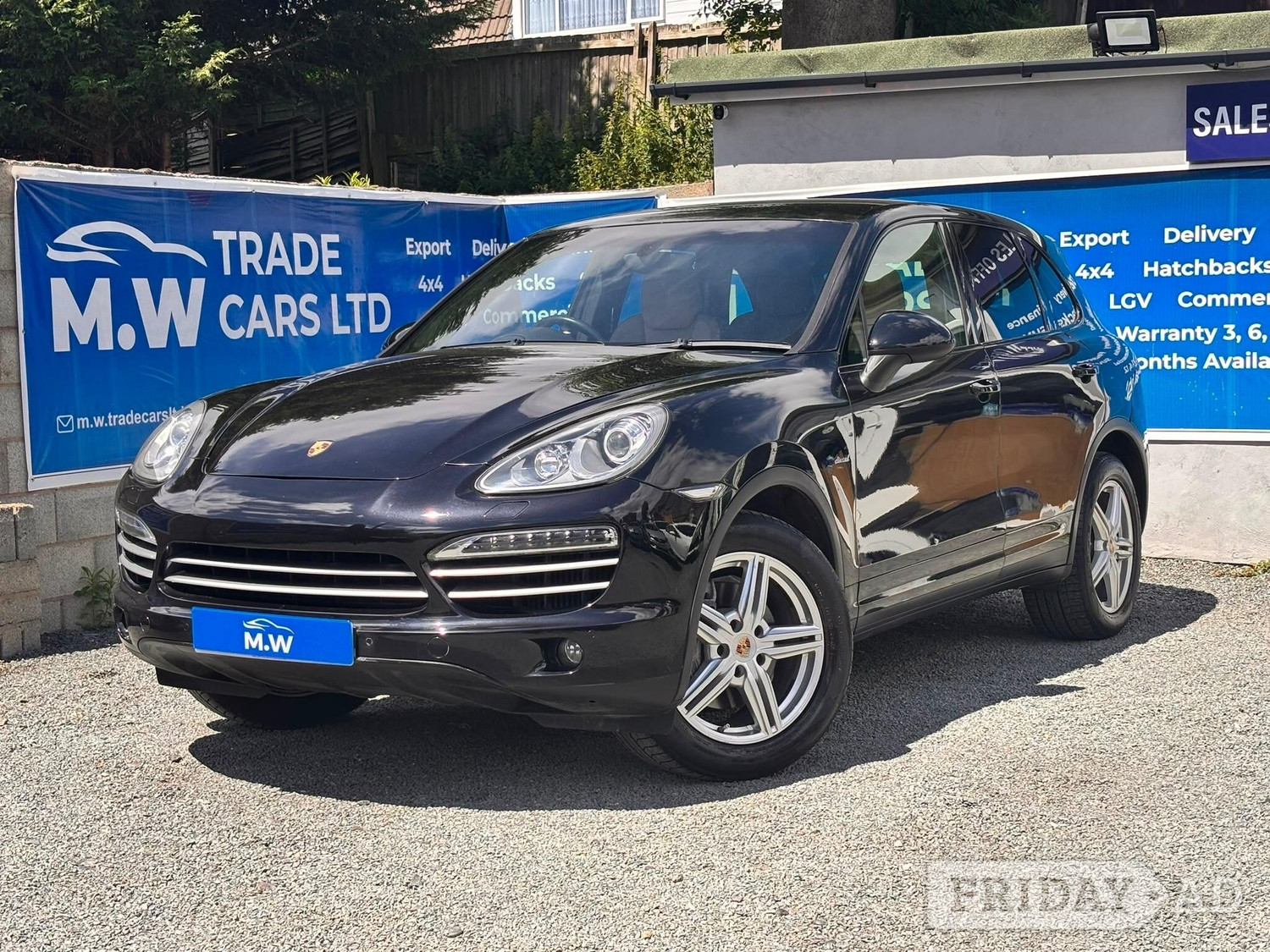 Porsche Cayenne 2014 in Dudley