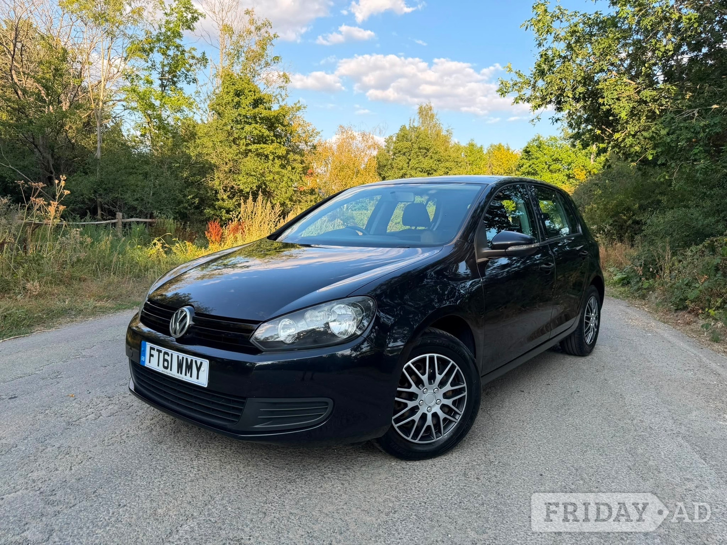 Volkswagen Golf 2012 - Cars