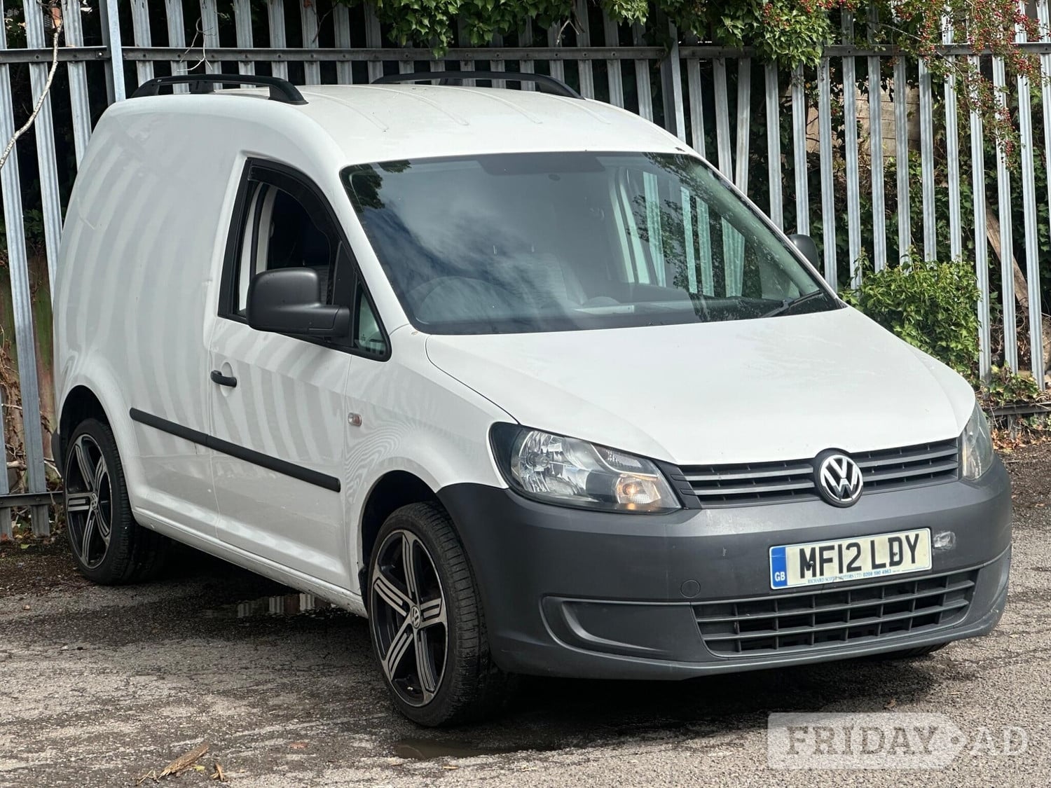 Volkswagen Caddy 2012 in Cardiff