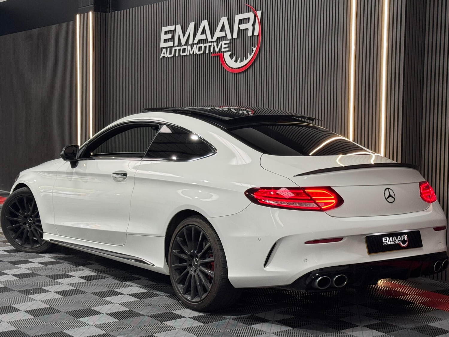 [ berth ]Mercedes-Benz C Class