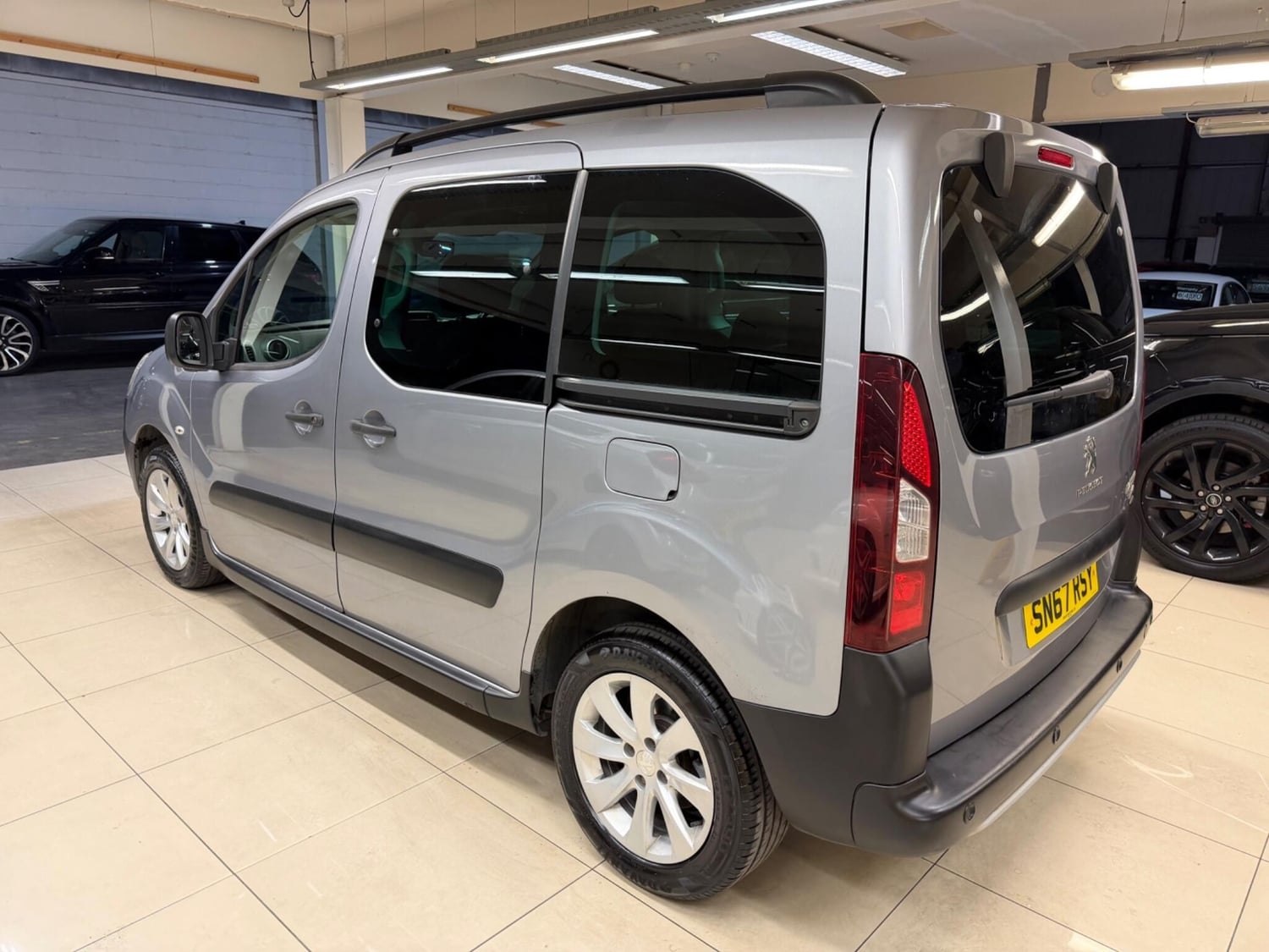 Peugeot Partner Tepee 2017 - Cars