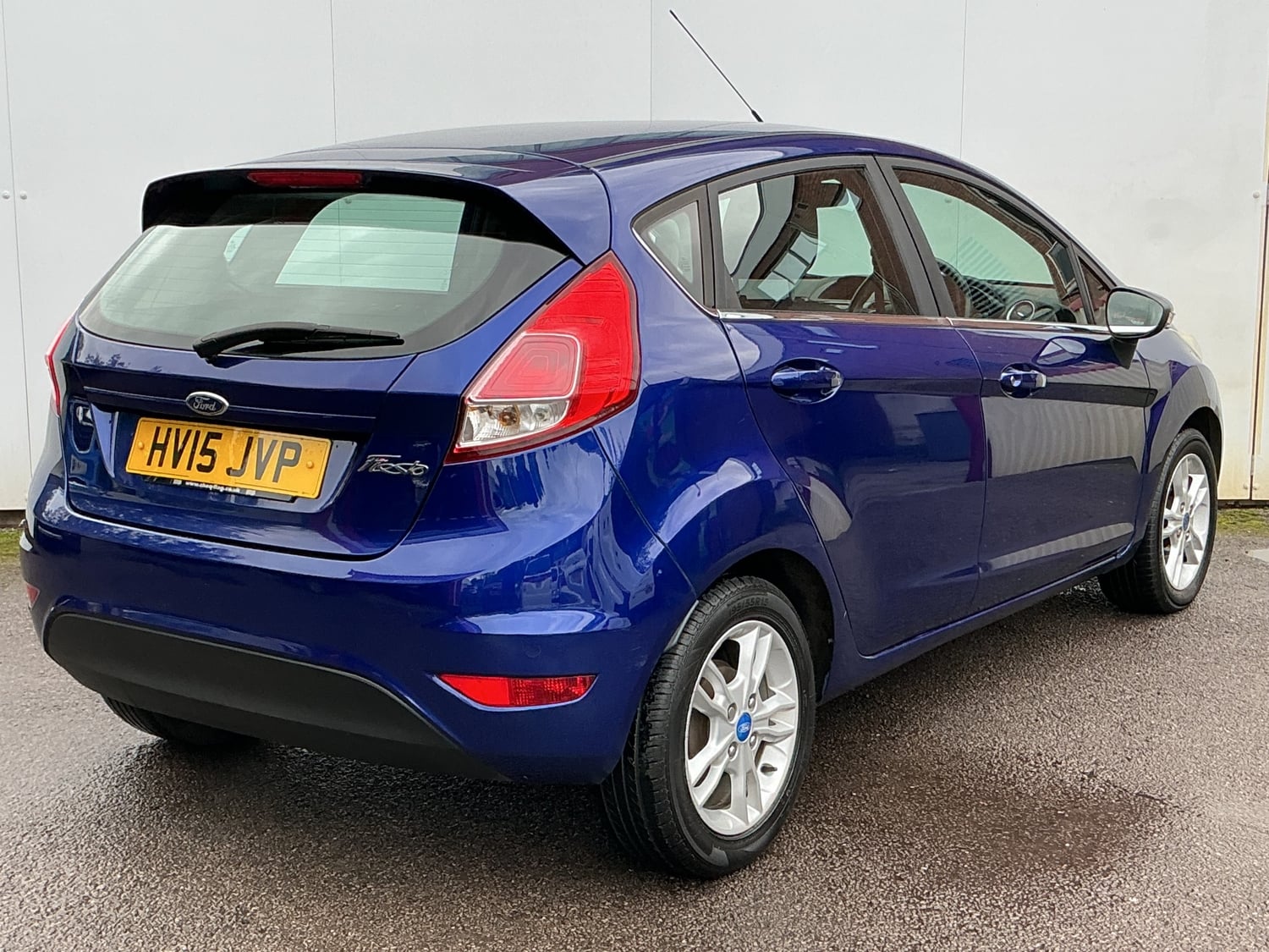 Ford Fiesta 2015 - Cars