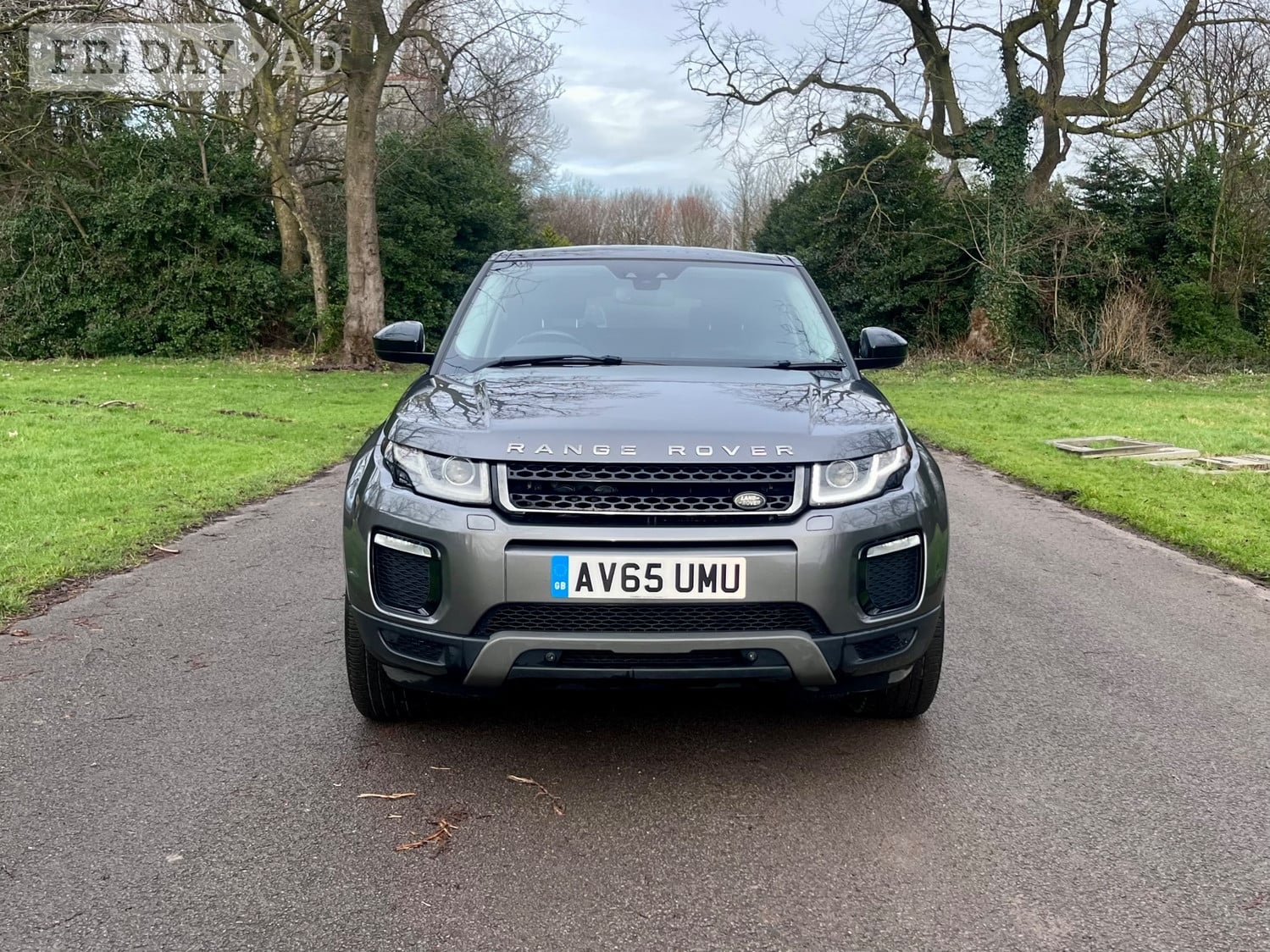 [ berth ]Land Rover Range Rover Evoque
