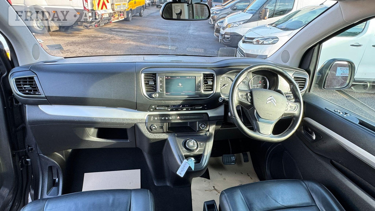 [ berth ]Citroen Spacetourer