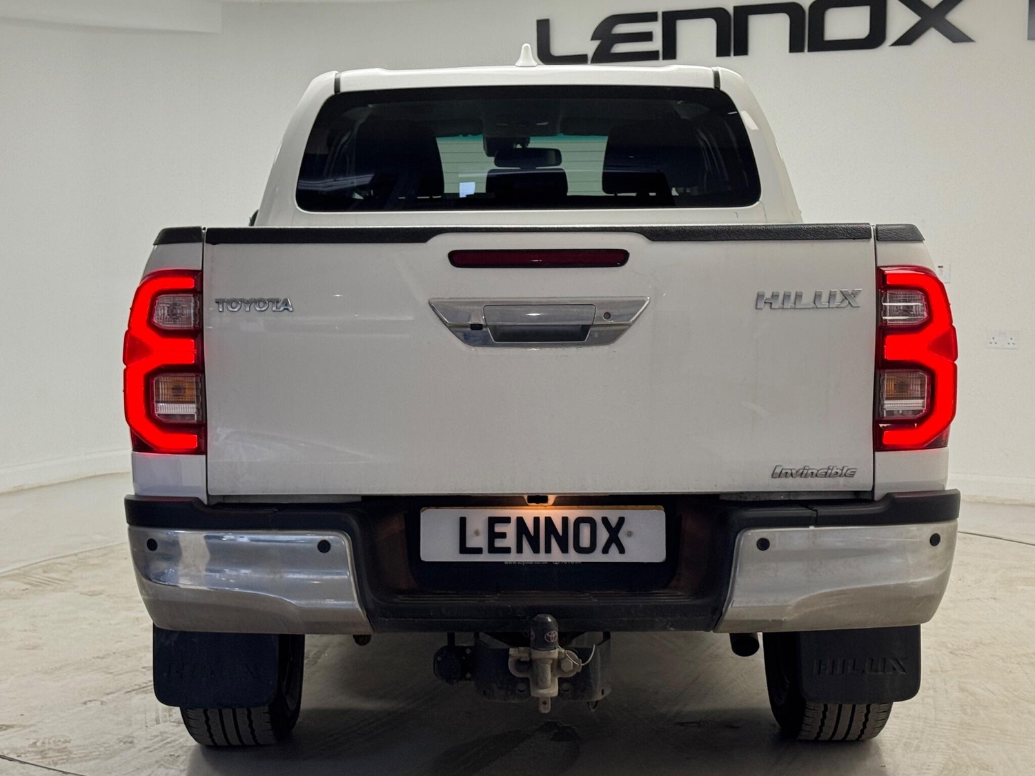 Toyota Hilux 2023 - Vans & Commercial Vehicles
